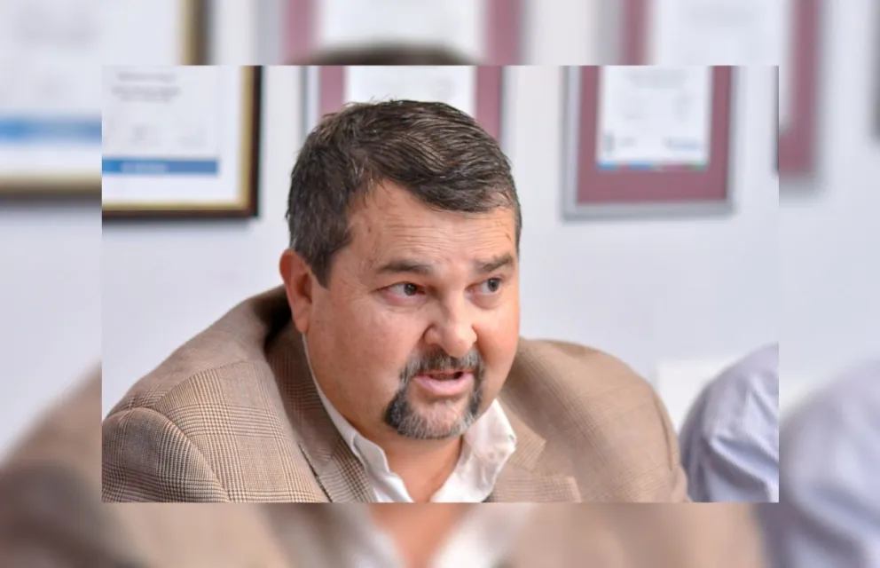 Economía en Salta. Daniel Betzel: "Todo el mundo está tratando de ahorrar hasta el agua de los bidones"