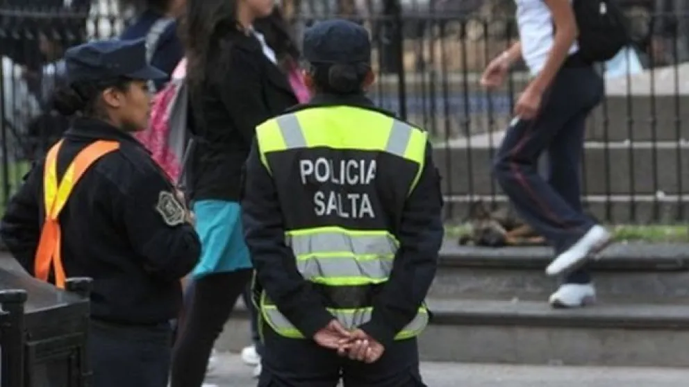 Héroes sin capas: Policías salteños le salvaron la vida a un bebito