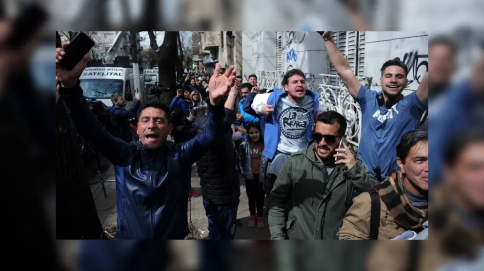 Maradona corazón: miles de hinchas quieren asociarse al Lobo Platense