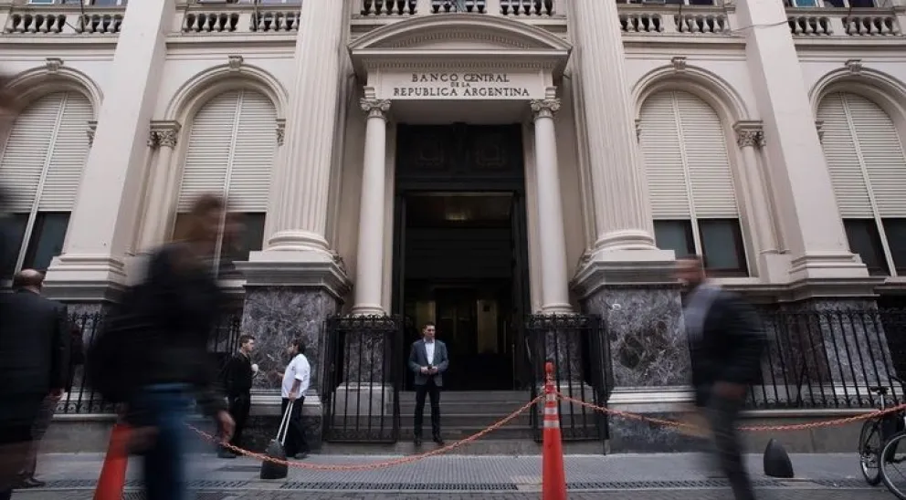Pese a la intervención del Banco Central, el dólar volvió a subir