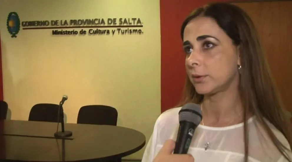  Alejandra Cercena: "Es mucha gente la que se está acercando al mundo del ballet"