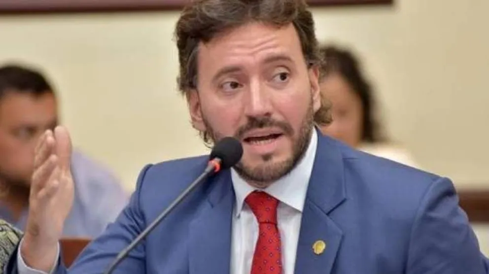 Martín Del Frari sobre Roly Serrano: "Ni siquiera vive en Salta y aspira a jubilarse aquí con un carguito legisltativo"