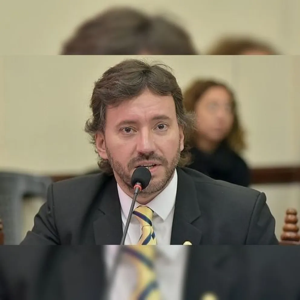 Martín Del Frari: “Hay que sacar a la luz los actos deshonestos que rozan la corrupción”