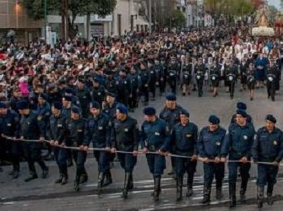 El comisario Miguel Velardez nos cuenta sobre el operativo de la Policía para las fiesta del Milagro en Salta