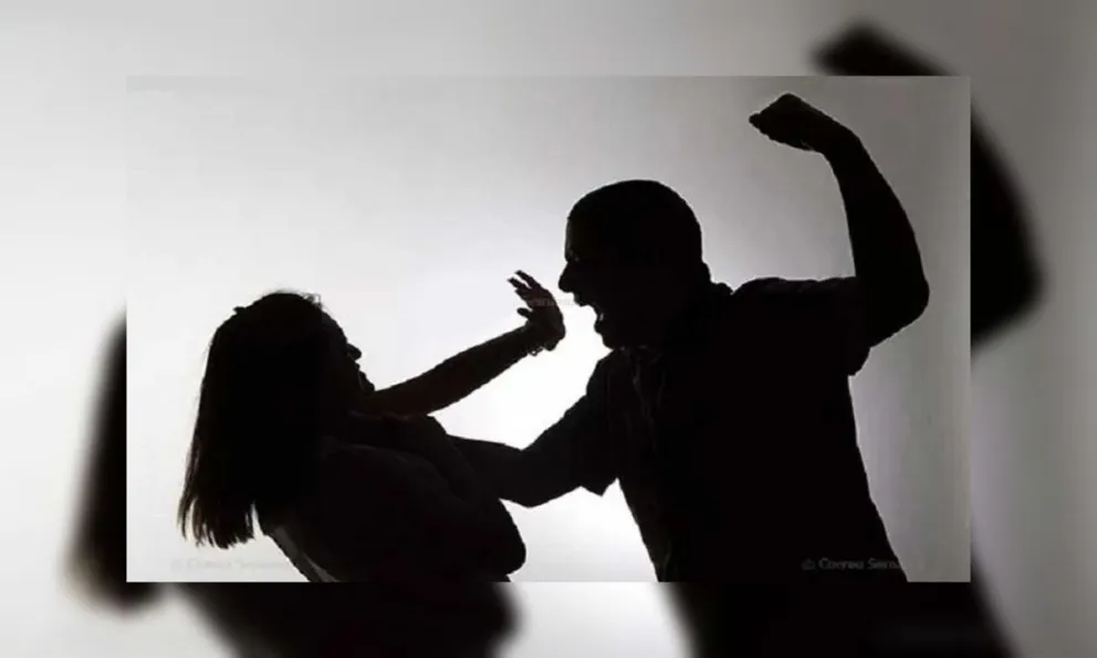 VIDEO. Salvaje: golpeó a su mujer y las cámaras lo grabaron todo