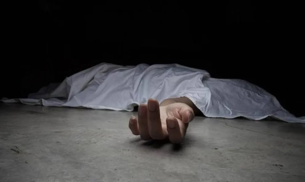 Macabro: la violó, la mató, y luego la dejó sobre la cama