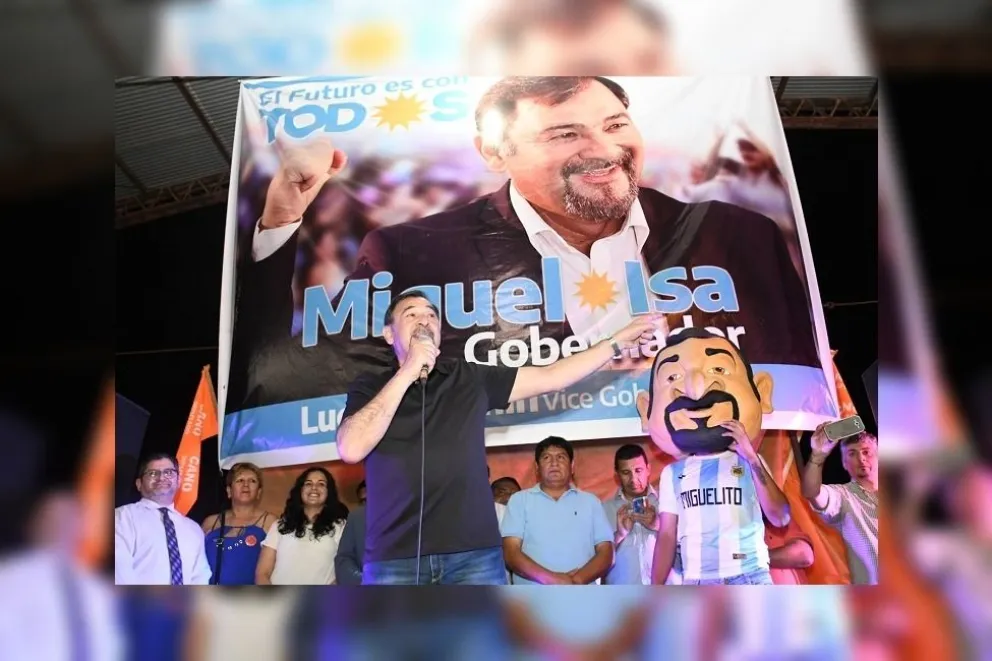Miguel Isa tuvo un fuerte respaldo en Orán: lo acompañó una multitud de vecinos