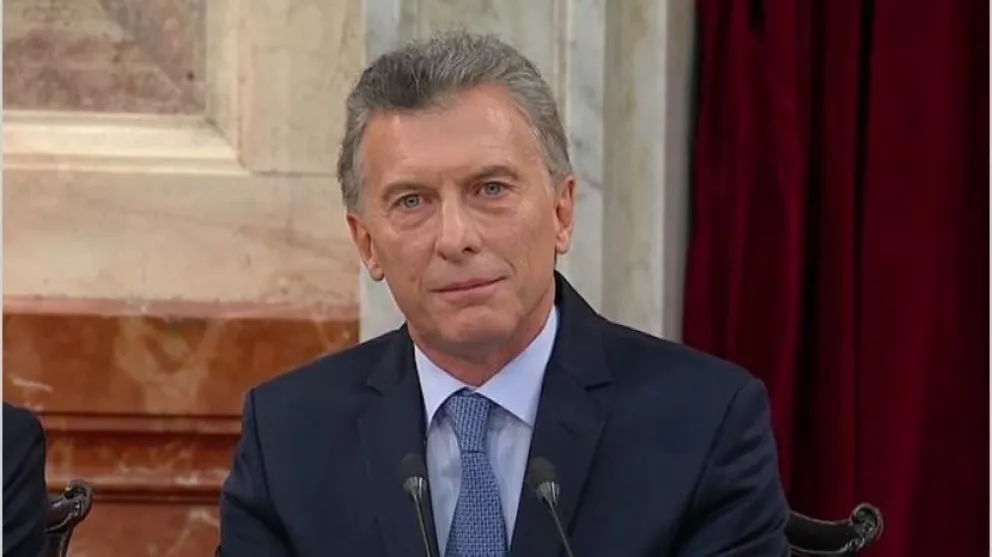 El Gobierno Nacional decretó que desde el lunes regirá un control para la compra de dólares