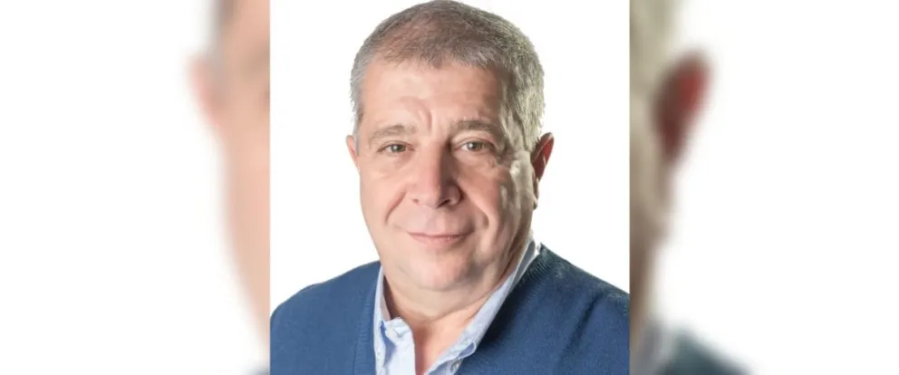 Súper moderno: Ángel Causarano también lanzó su hit electoral