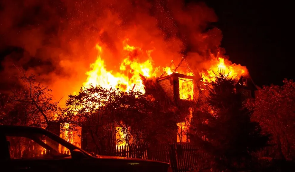 El incendio fue una simple tapadera: ¿Cómo murió realmente el médico de Orán?