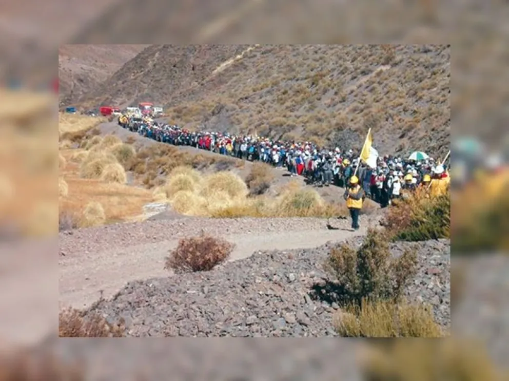 Todo listo: los fieles llegan para renovar su pacto de fidelidad con el Señor y la Virgen del Milagro