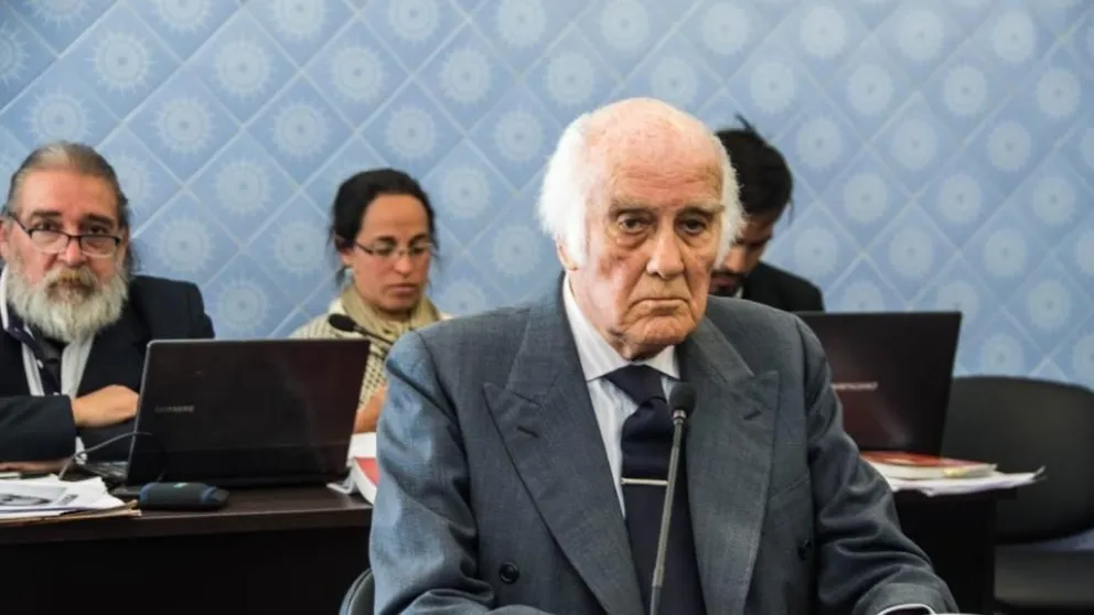 Condenaron al ex juez Ricardo Lona