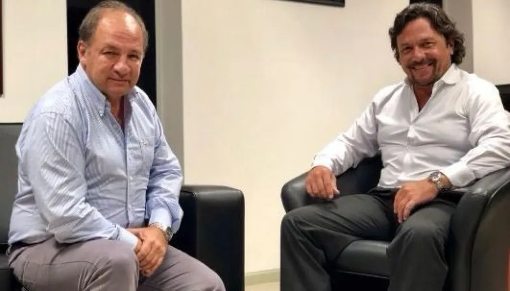 Ricardo Villada sobre las pegatinas de Sáenz: "Se dedican a hacer esta campaña sucia y no tienen nada para mostrar"