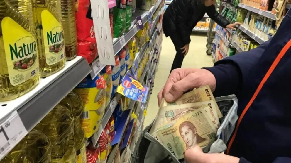 INDEC: una familia tipo necesitó en abril $62.958 para no ser pobre