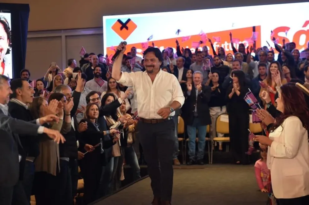 Escrutinio definitivo: contundente triunfo de Gustavo Sáenz en las PASO
