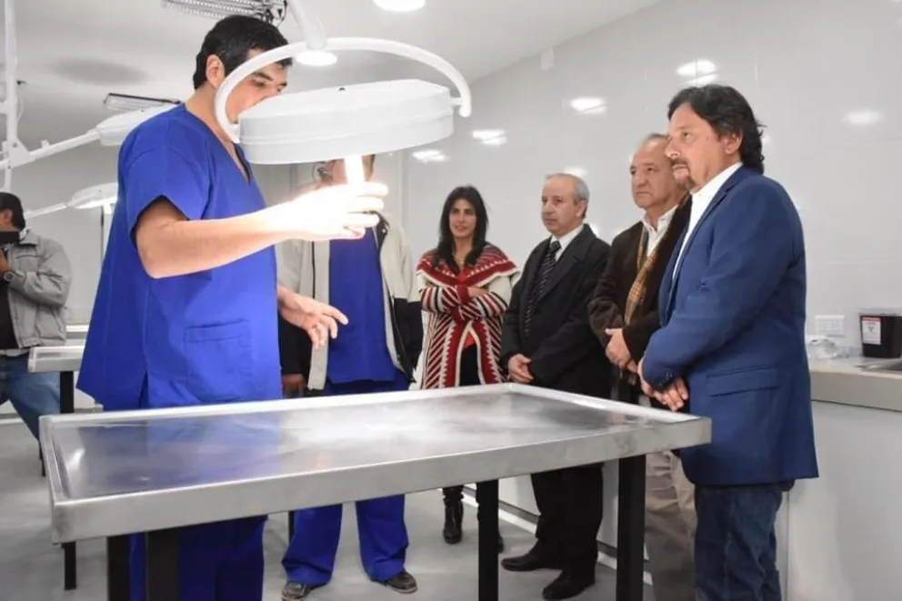 Todo un éxito: más de 50 animales fueron atendidos durante el primer día en el Hospital Público de Mascotas
