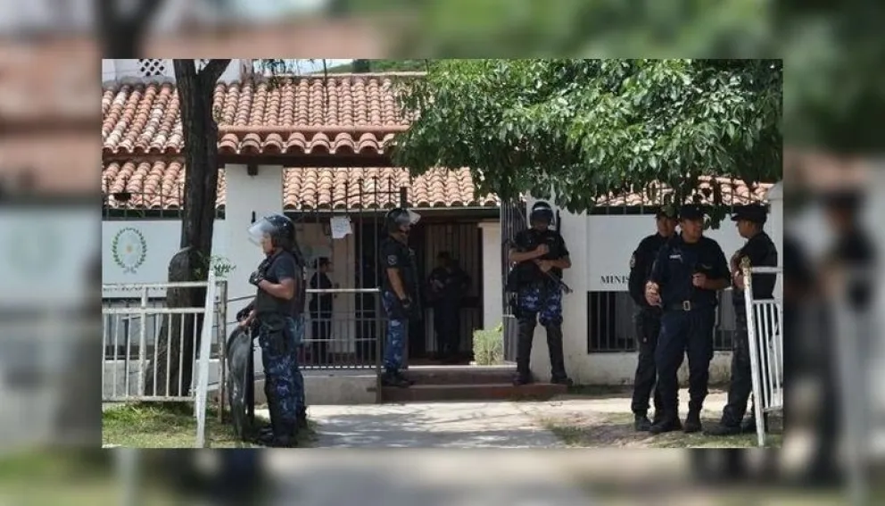 Conmoción en Cerrillos: encontraron a un hombre muerto dentro del placard