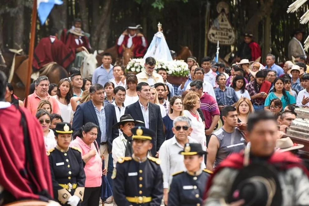 Urtubey asistió a las fiestas patronales en honor a Nuestra señora del Rosario de Pompeya