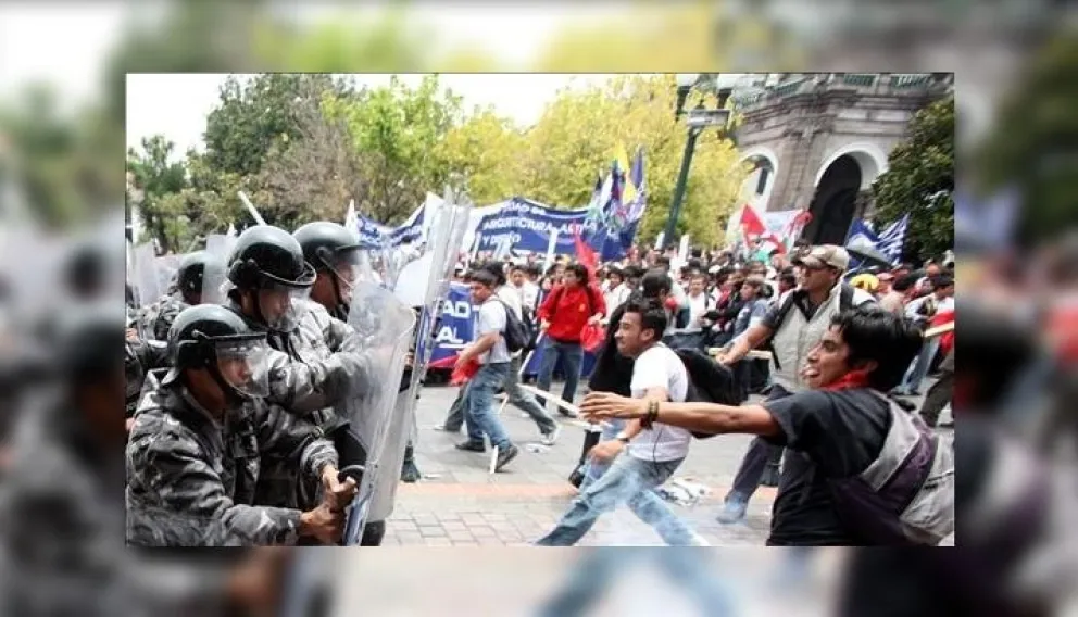 VIDEO. Impactante: dispararon a matar a un manifestante