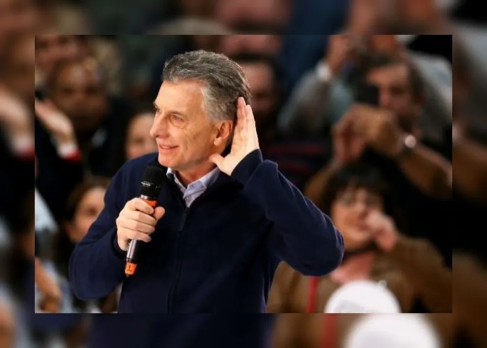 ¿Escucha o no?: a Mauricio Macri le sonó el celular en pleno discurso