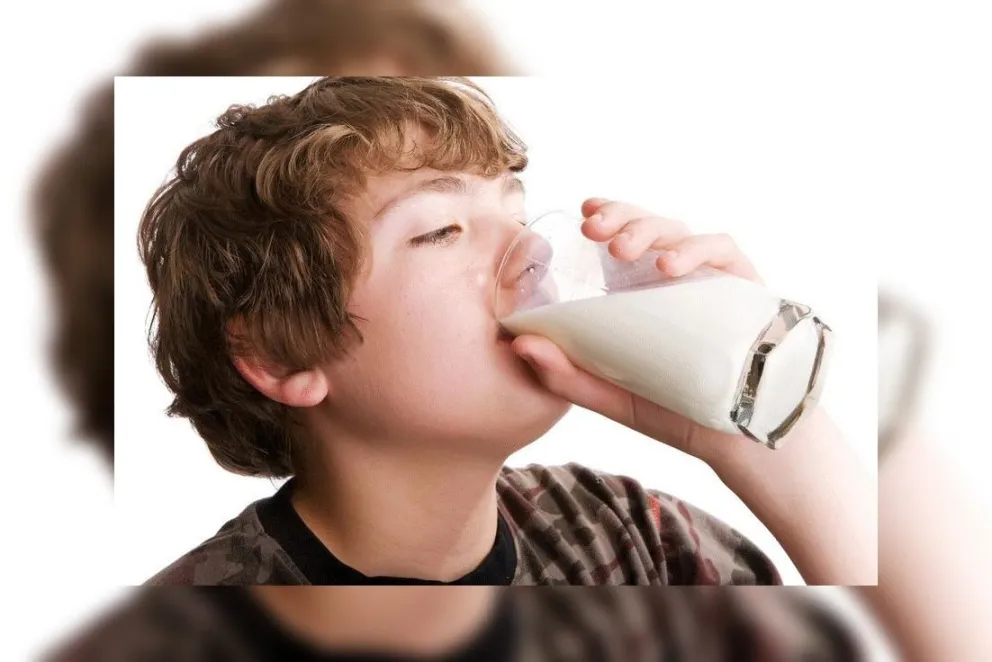 Atención: la ANMAT prohibió una leche y un endulzante