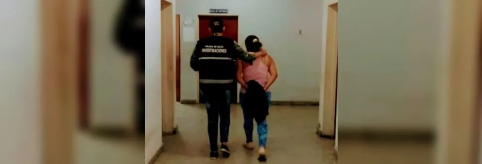 Imputarán a las cuatro salteñas que le clavaron un cuchillo en la cara a una joven