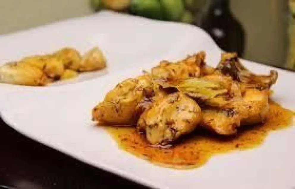 Recetas de cocina: polllo al ajillo con cerveza. Un clásico, pero con un toque de sabor y aroma distinto