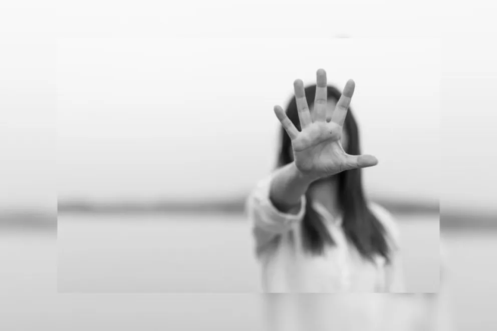 Dramático: rescataron a una mujer luego de que ésta tire una nota por la ventana pidiendo ayuda