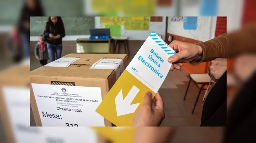 Ahora: el Tribunal Electoral ordenó apagar todos los simuladores de voto electrónico