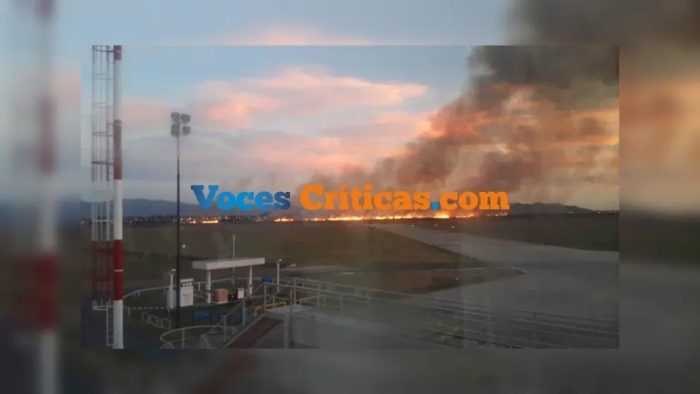 Paul Noms: "No creo que se haya realizado una quema; mas bien prendieron fuego esa parte del aeropuerto"