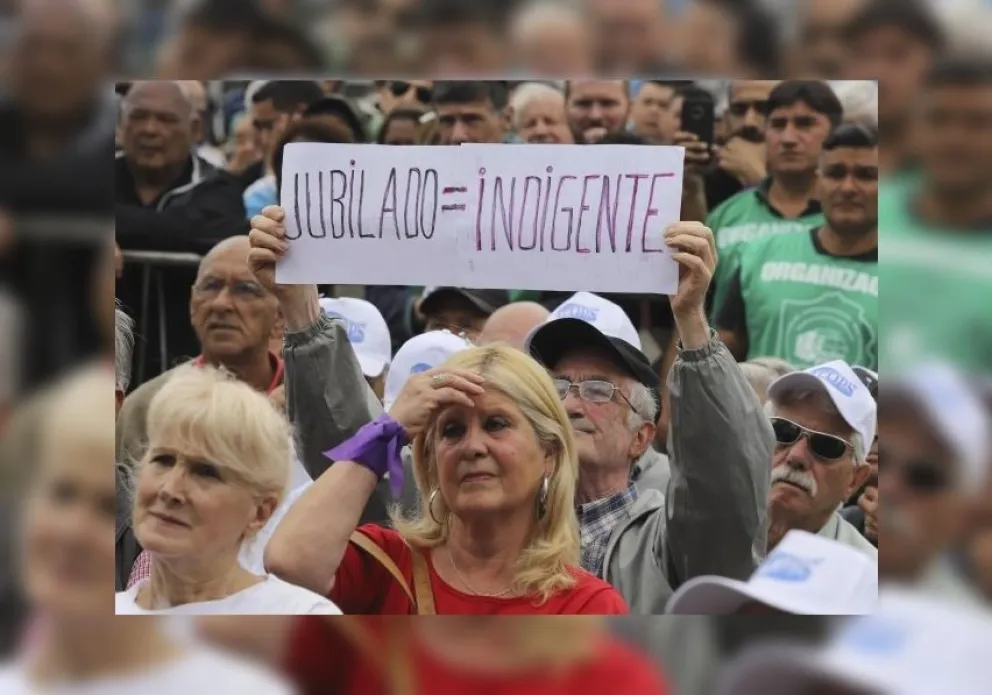 Números que asustan: conocé cuánto necesita un jubilado para cubrir la canasta básica