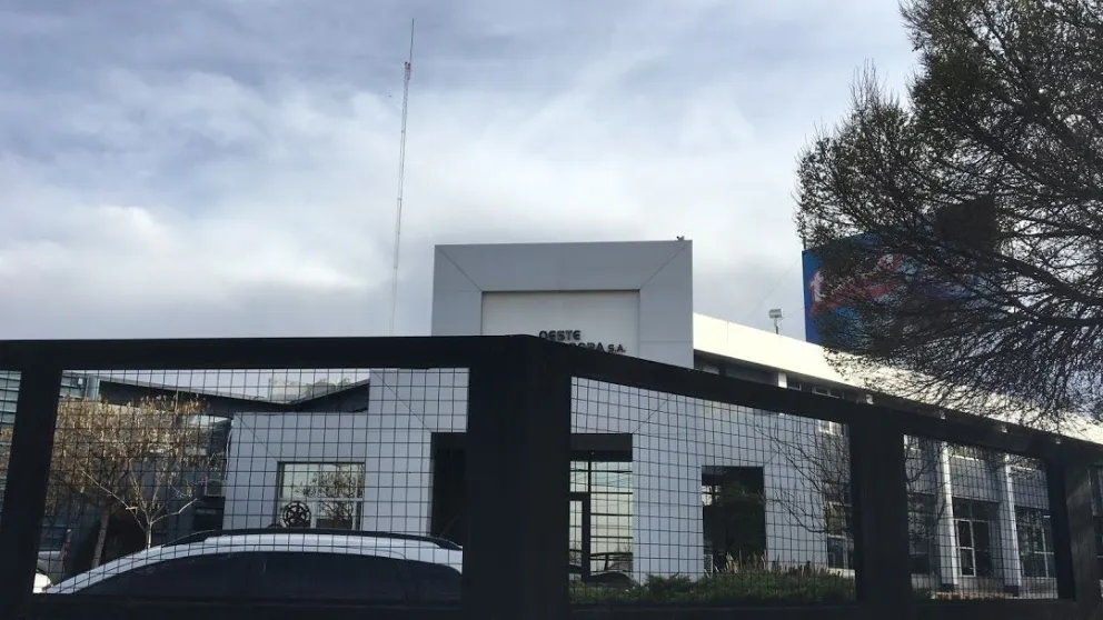 La situación que viven los empleados de la Embotelladora Oeste