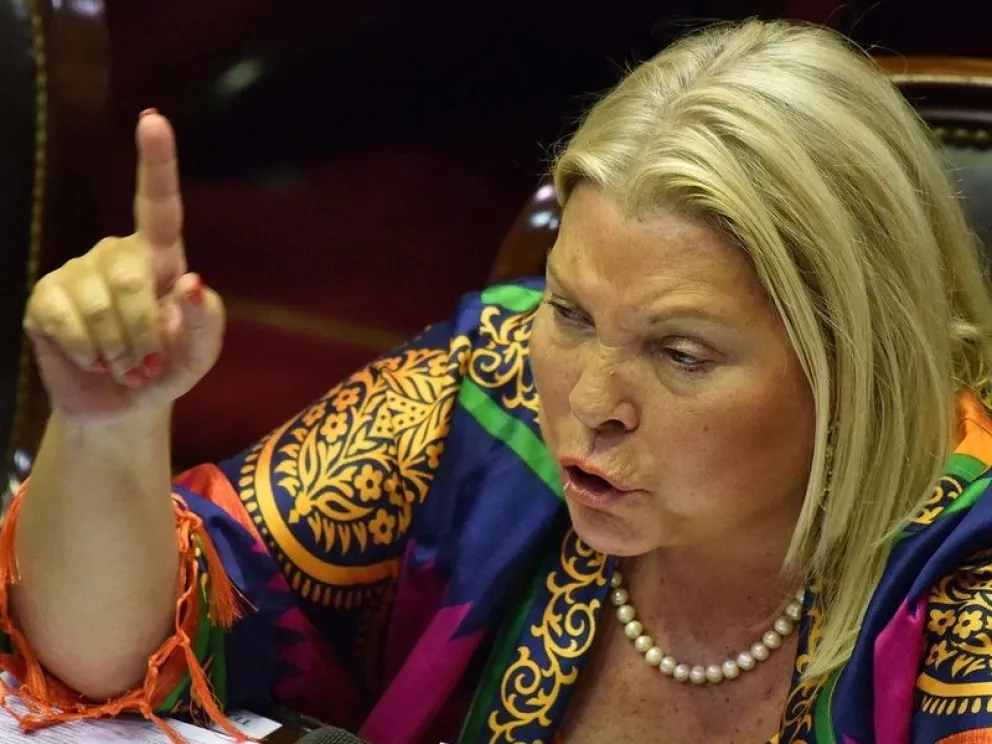 Elisa Carrió sobre la posibilidad del triunfo de Fernández: “Van a reformar la Constitución y aniquilar la república”