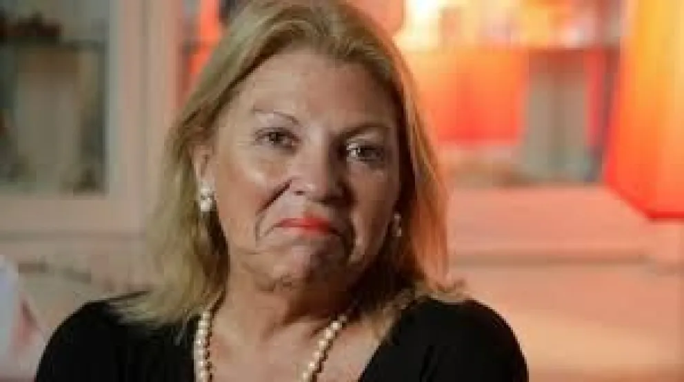 Carrió: "Hoy se decide si se toma el camino de la República o el de la corrupción"