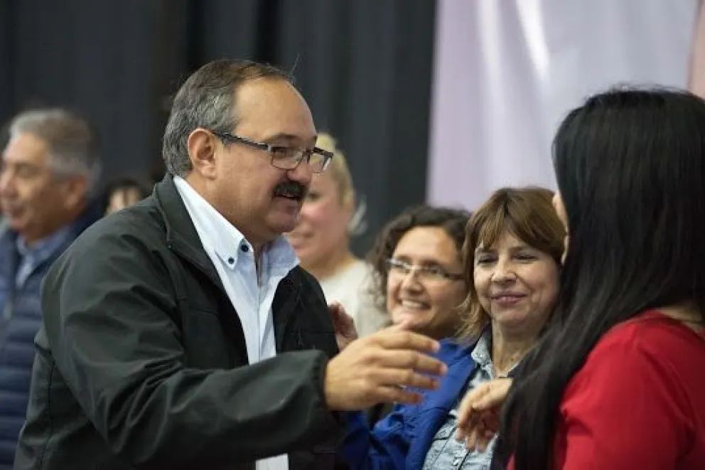 Emotivo: las madres fueron homenajeadas en un acto con la presencia de Sergio Leavy