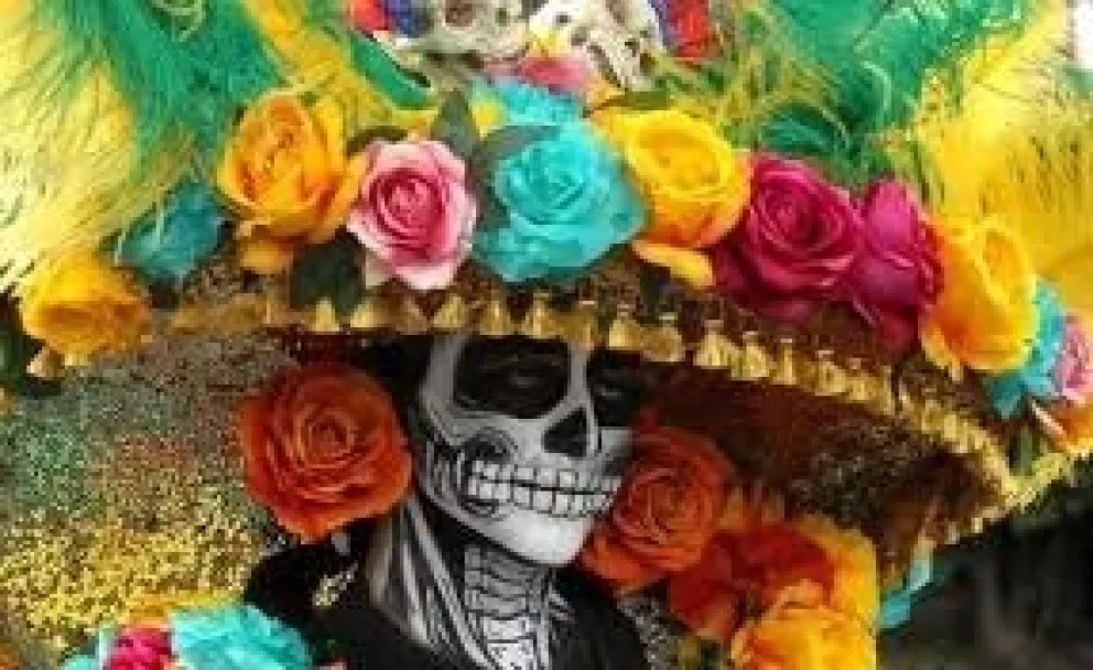 Muestra sobre la celebración del Día de los Muertos de México, en el Museo de Bellas Artes de Salta