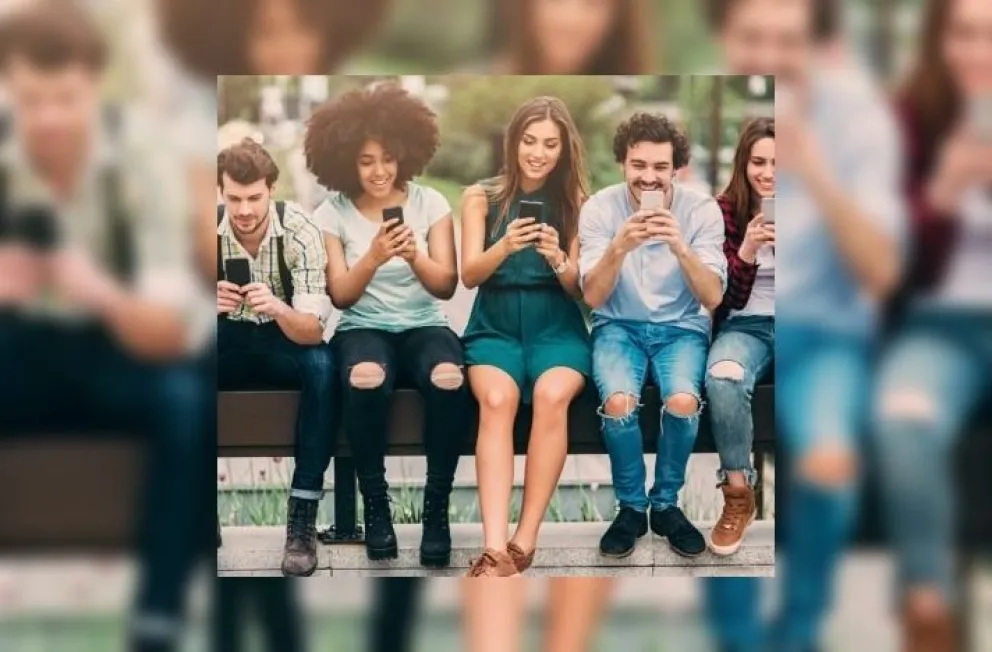 Las empresas de celulares aumentan en noviembre. ¿Cuánto?