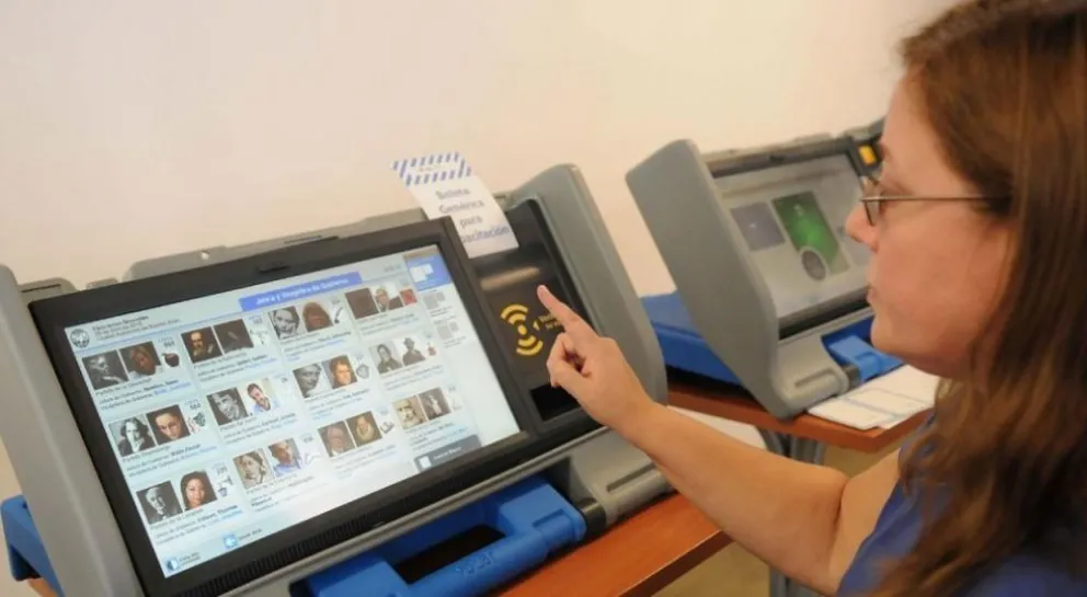 Julio Moreno Ovalle  cuestionó la transparencia de la boleta única electrónica