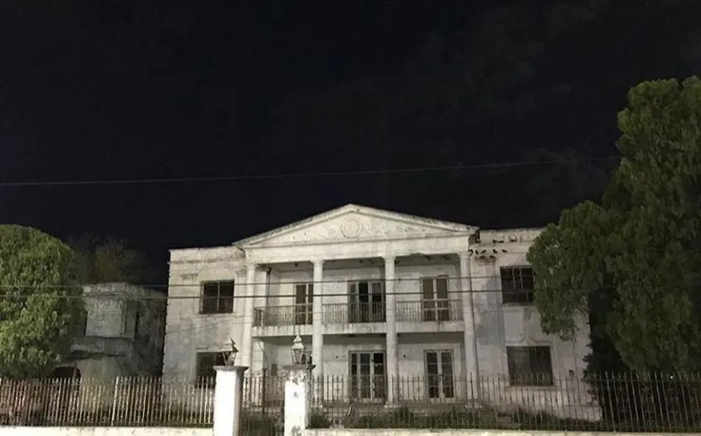 De locos: ofrecen 20 mil dólares para quien termine el recorrido en la “casa del terror”