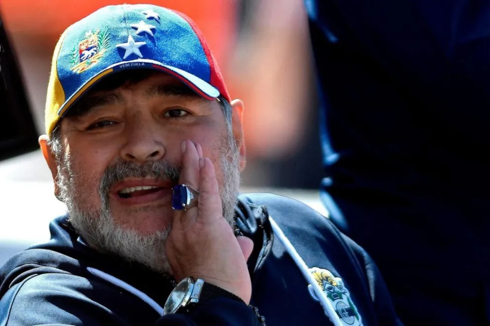 Se van sumando: apareció otra supuesta hija de Diego Maradona