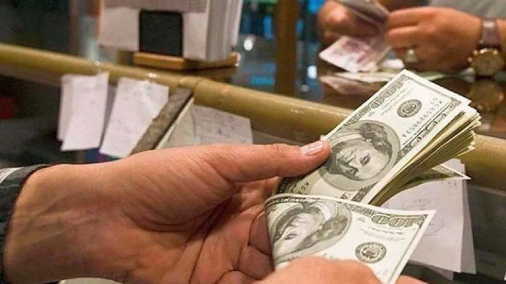 Previo a las elecciones, el dólar pegó un salto