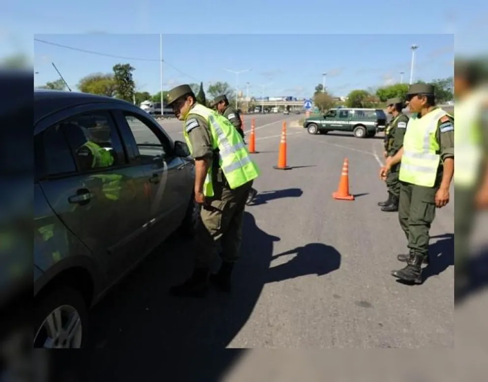 Vio a Gendarmería, se puso nerviosa, y le encontraron droga en un insólito lugar