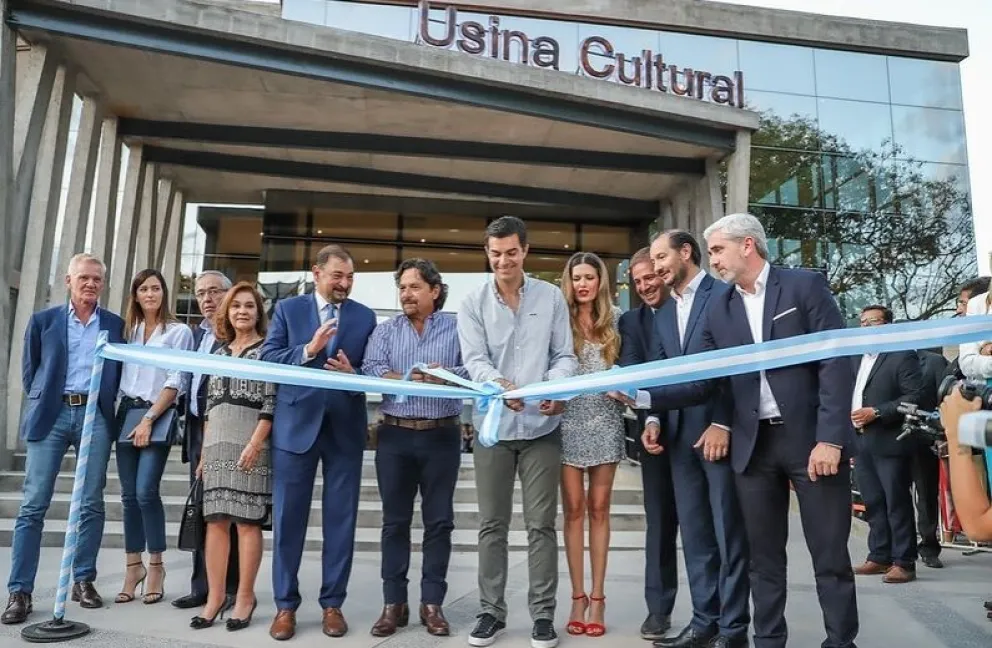 Una multitud estuvo presente en la inauguración de la Usina Cultural