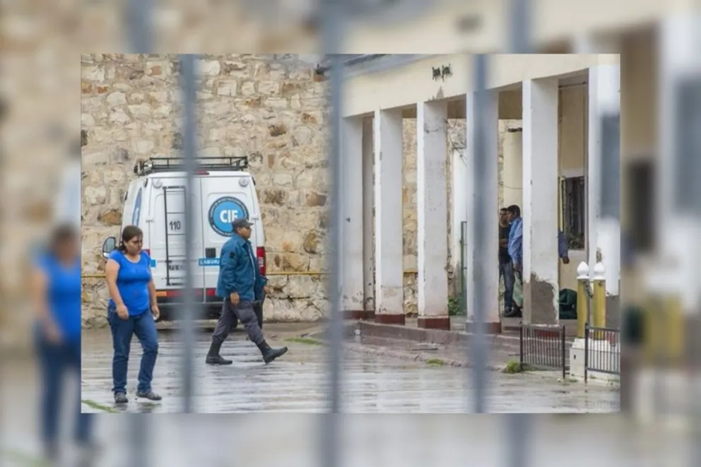 Tremendo: hubo un asesinato en el penal Villa las Rosas