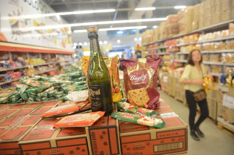 Firmarán convenios con supermercados para que los salteños puedan acceder a la canasta navideña