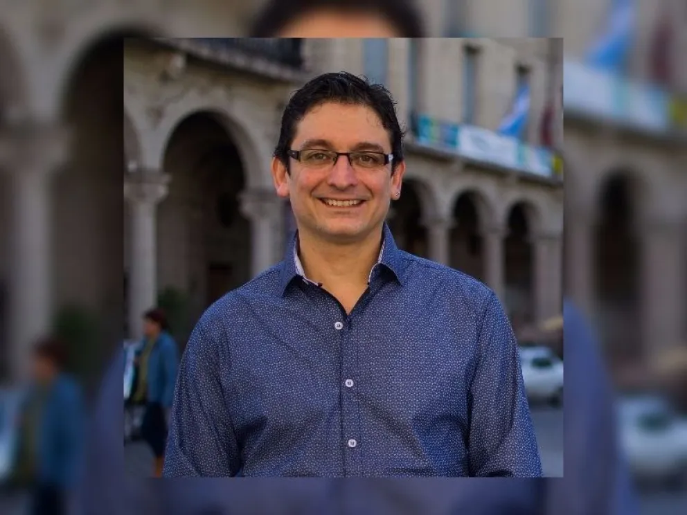 Morello nos cuenta todo acerca de la Canasta Navideña: conocé los precios, productos y los súper que participan