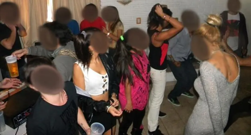 Salteños se armaron alta joda, pero la Policía llegó y les arruinó la fiesta
