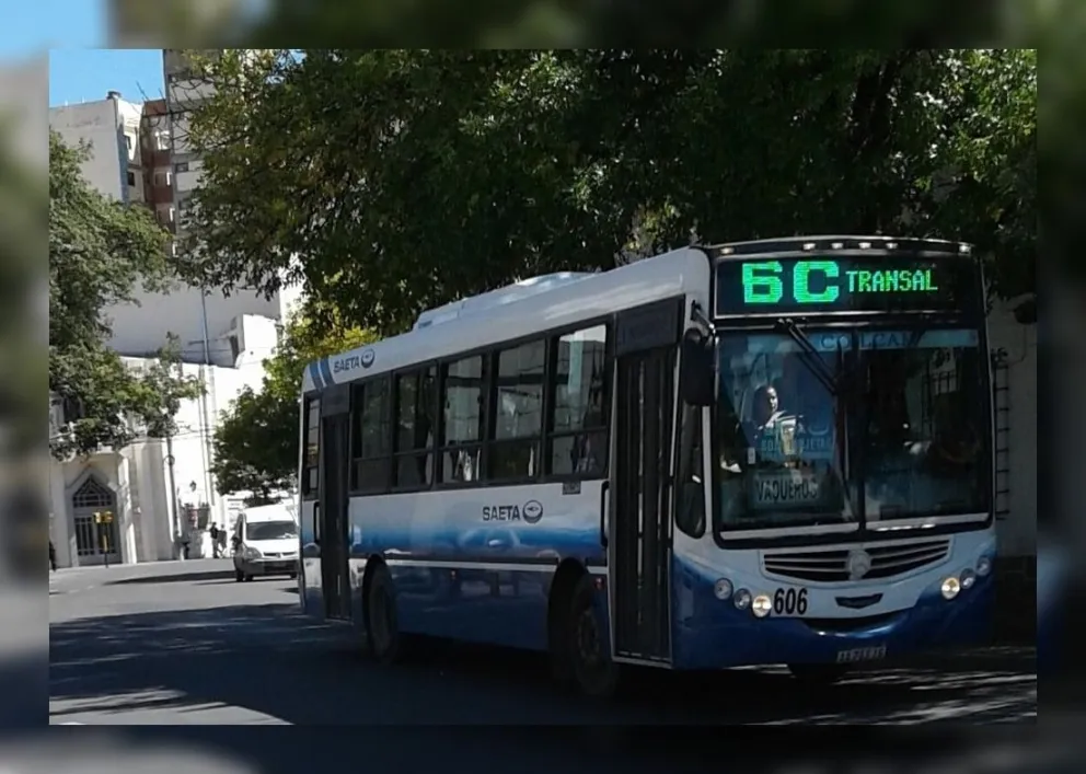 Inseguridad: vio a la policía e intentó huir en un SAETA. ¿Qué ocultaba?