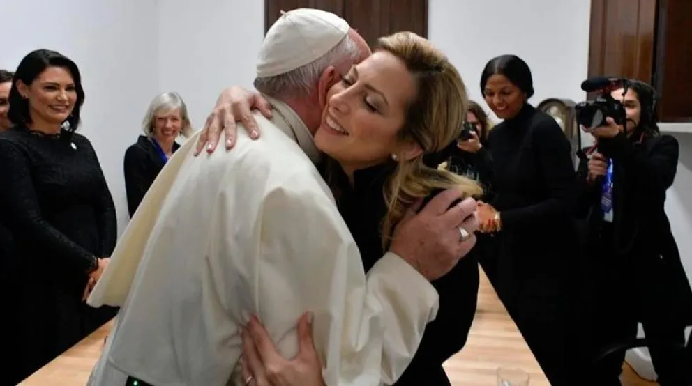 Fabiola Yáñez se reunió con el papa Francisco