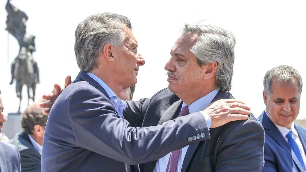 Alberto Fernández y Mauricio Macri se fundieron en un abrazo: ¿dónde? ¿cuál fue el motivo?